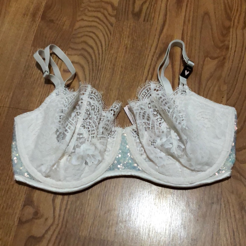 Victoria’s Secret Dream Angels bra 32DDD BNWT